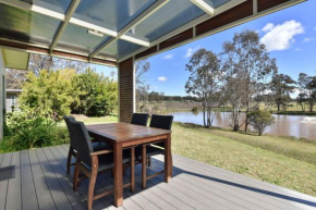 Ironbark Hill Villa 3 Saperavi